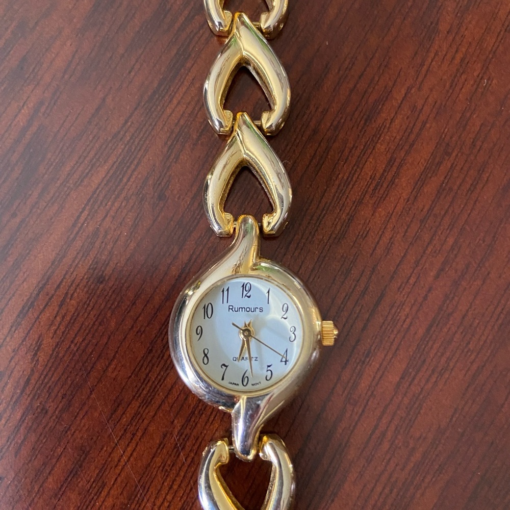 Watch - Picture 4 of 5